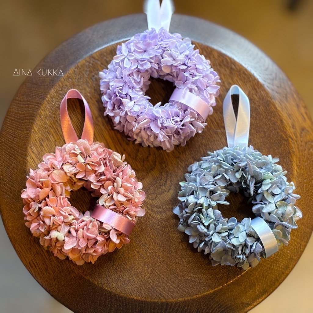 ブーケのようなミニリース♡プリザーブドフラワー　紅茶染めレース　レースのリース ブーケのようなミニリース♡プリザーブドフラワー 紅茶染め