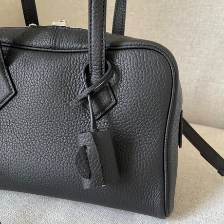 Leather hand bag(Black)