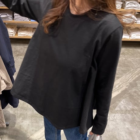 A-line flare t-shirts (Black)
