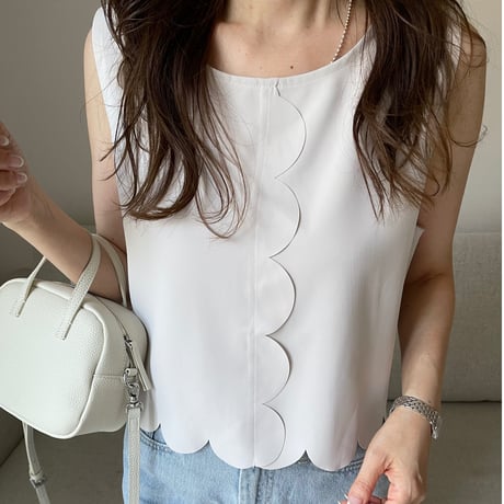 Scallop tops