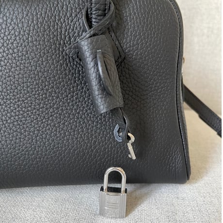 Leather hand bag(Black)