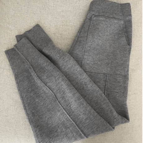 Taperd knit pants(Gray)