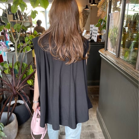 Wide flare cutsew(Black)
