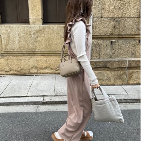 Sholder frill salopetto(Beige)