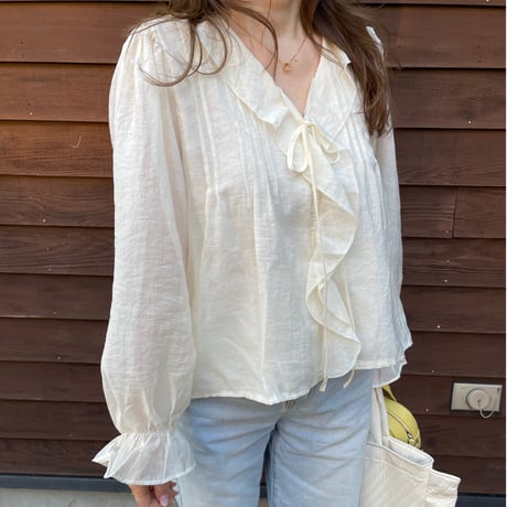 Sheer frill blouse(Ivory)