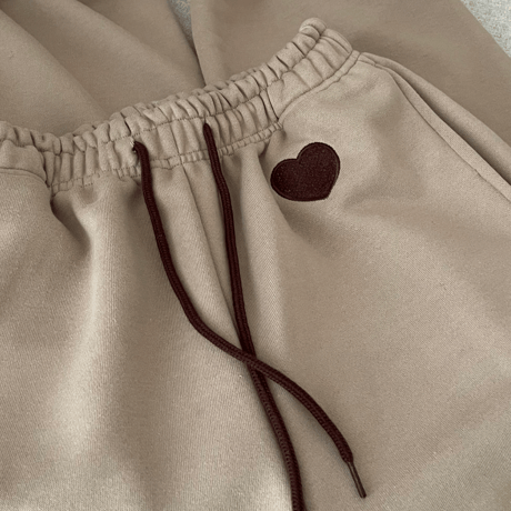 Heart sweat pants (Beige)