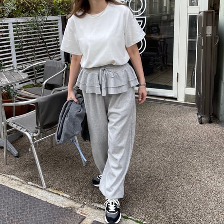Frill sweat pants(Gray)