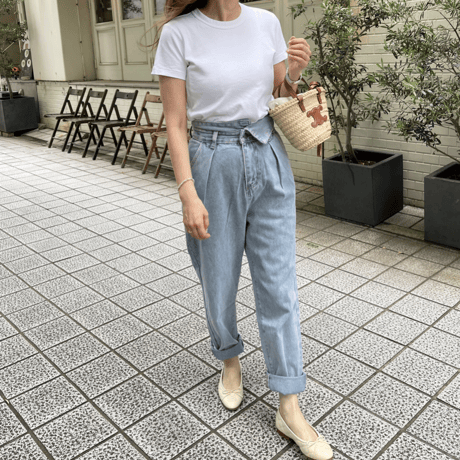 High-waist jogger denim