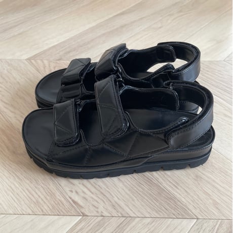 Matelasse quilt sandal