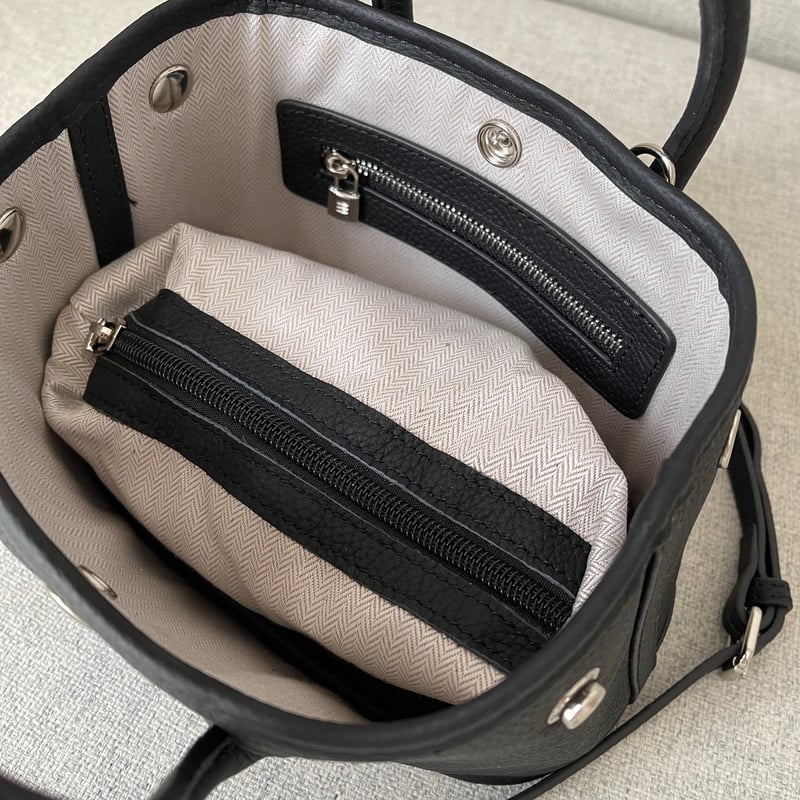 Leather mini tote bag(Black) | K