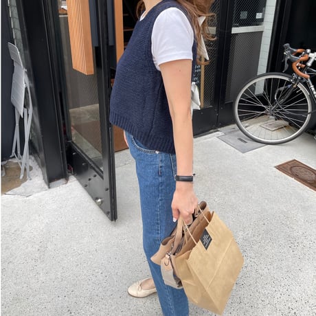 Back Ribbon Vest (Navy)