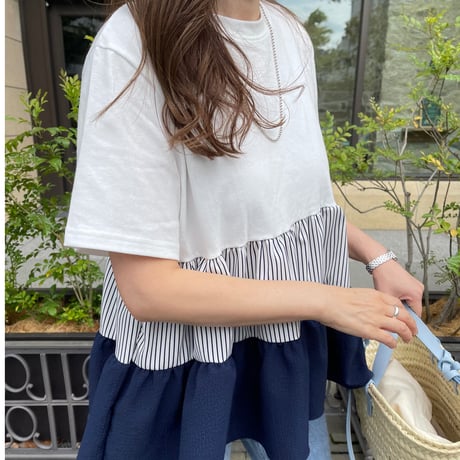Teard stripe frill tops (White)