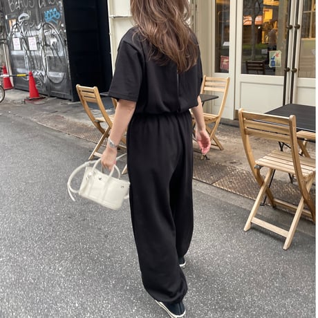 Back slit allinone(Black)