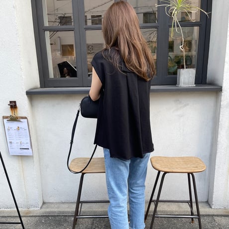 Tuck flare sweat tops(Black)