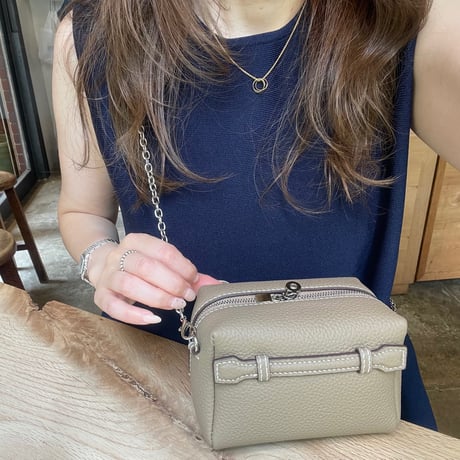 Leather mini pochette(Greige)