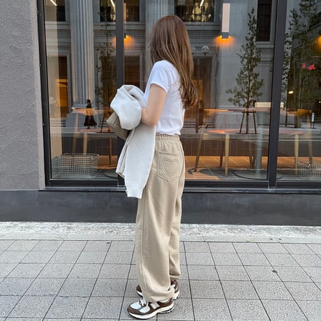 Heart sweat pants (Beige)