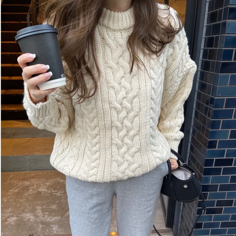 Low gauge cable knit(Ivory)