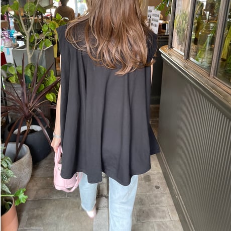 Wide flare cutsew(Black)