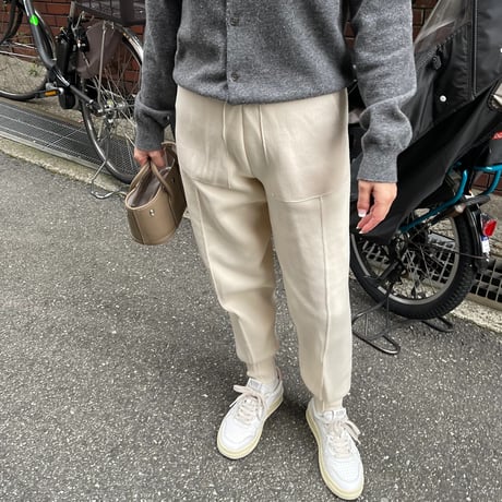 Taperd knit pants(Ivory)