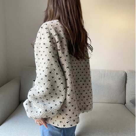 Dot boa outer (Beige)