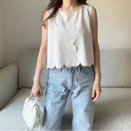 Scallop tops
