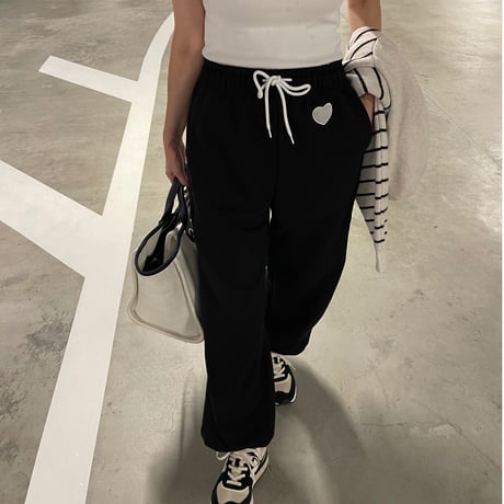 Heart sweat pants (Black)