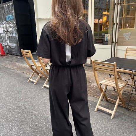 Back slit allinone(Black)