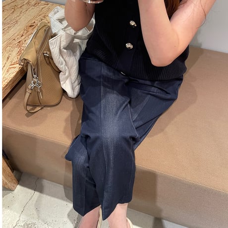 Tuck taperd pants (Blue)
