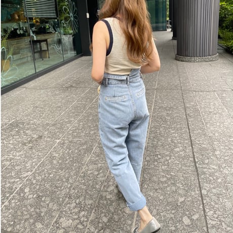 High-waist jogger denim