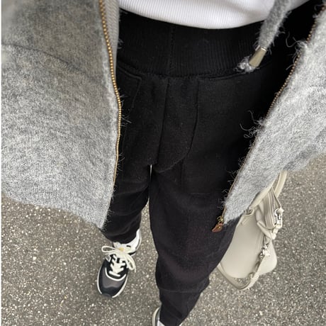 Taperd knit pants(Black)
