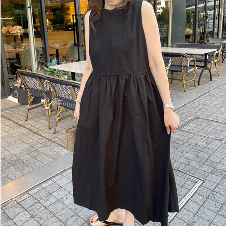 Simple box onepiece(Black)