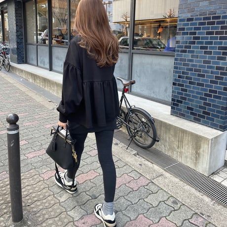 Balloon sleeve pullover (Black)