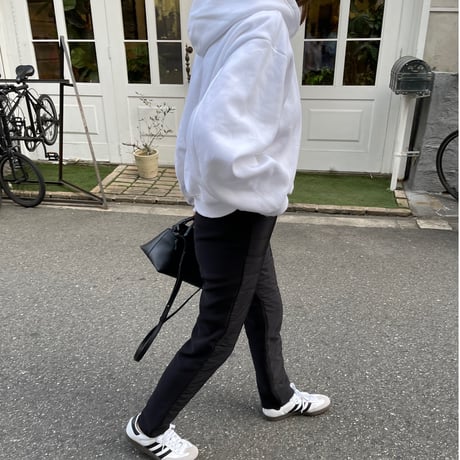 Quilted tapered pants (Black)