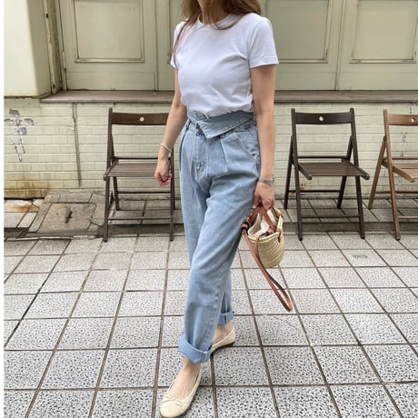High-waist jogger denim