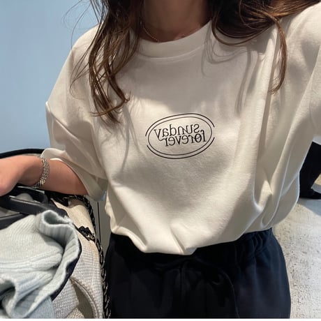 Front logo t-shirts