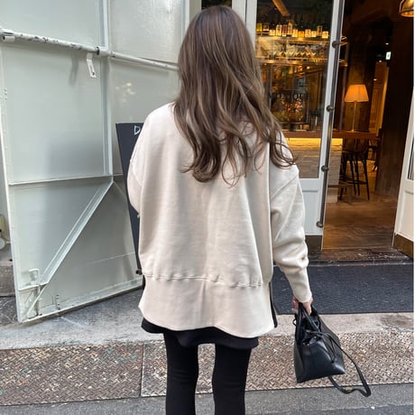 Slit design sweat(Beige)