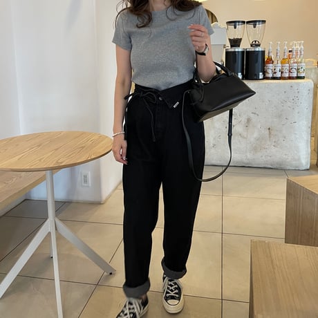 Ribbon high-waist rollup denim(Black)