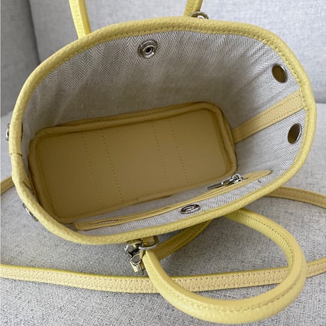 Leather mini tote bag(Yellow)付属ポーチなし
