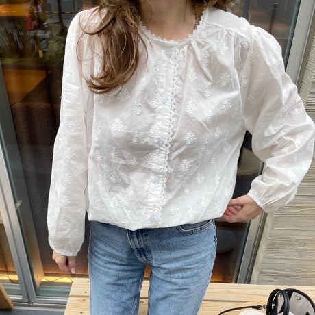 Flower lace blouse