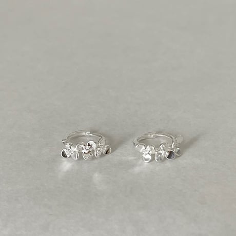 【silver925】Flower petal pierce