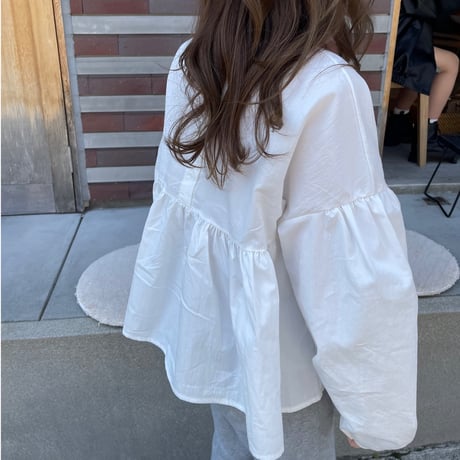Balloon sleeve teard blouse(White)