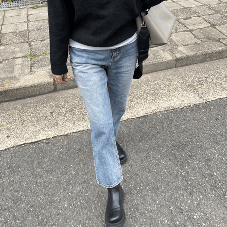 Straight fit denim