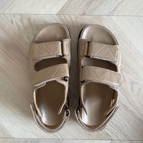 Matelasse quilt sandal