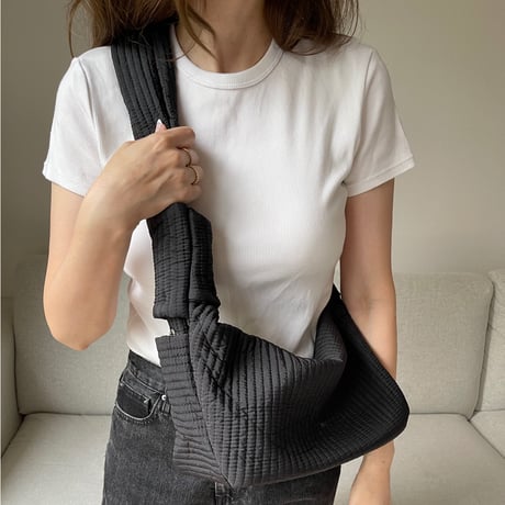 Quilting croissant bag(Black)