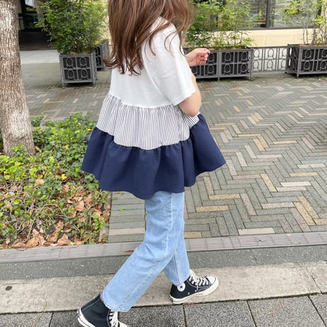 Teard stripe frill tops (White)