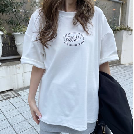 Front logo t-shirts