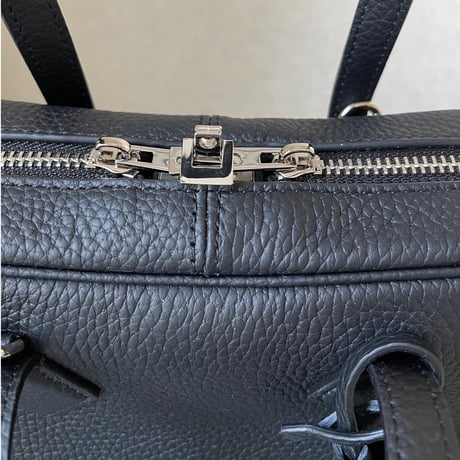 Leather hand bag(Black)