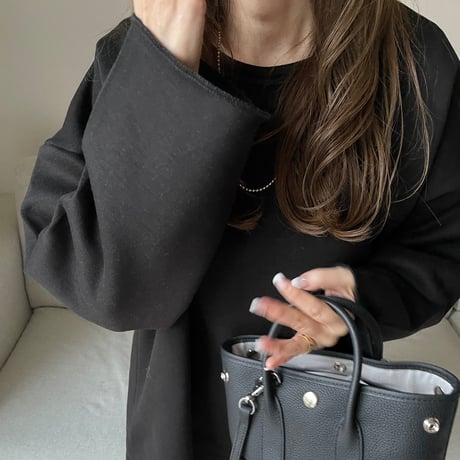 Side cut box pullover(Black)