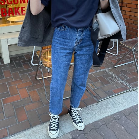 Tapered denim