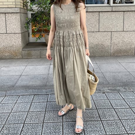 Shirring onepiece(Khaki)